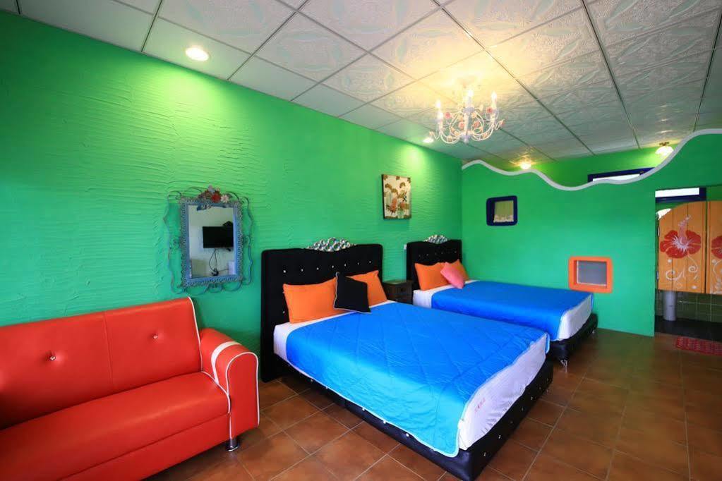 Fumigate Hotel Старе місто Хенчун Екстер'єр фото